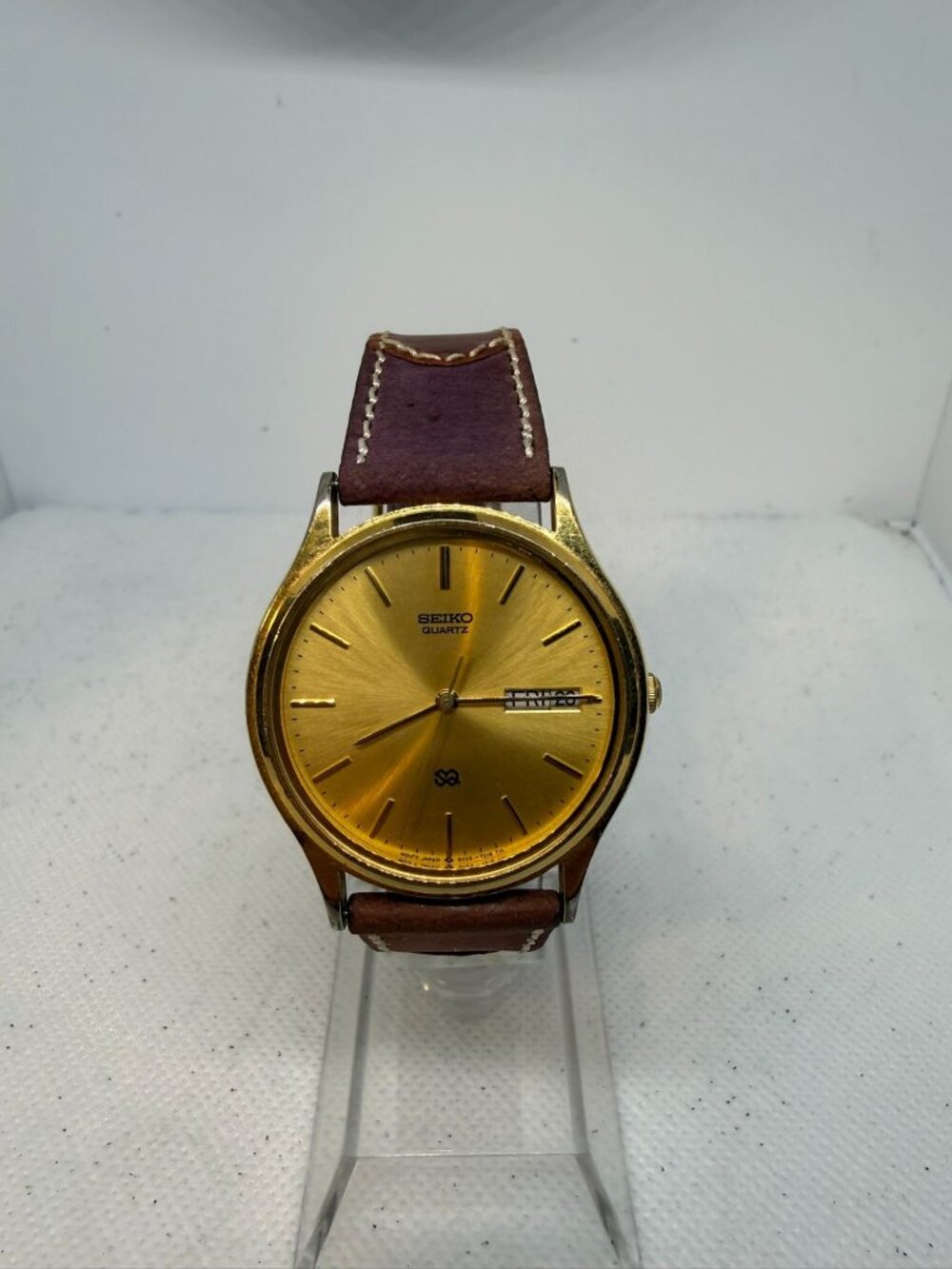 Vintage Seiko SQ 5Y23-7079 Mens Gold Tone Day Date Quartz Watch 34mm